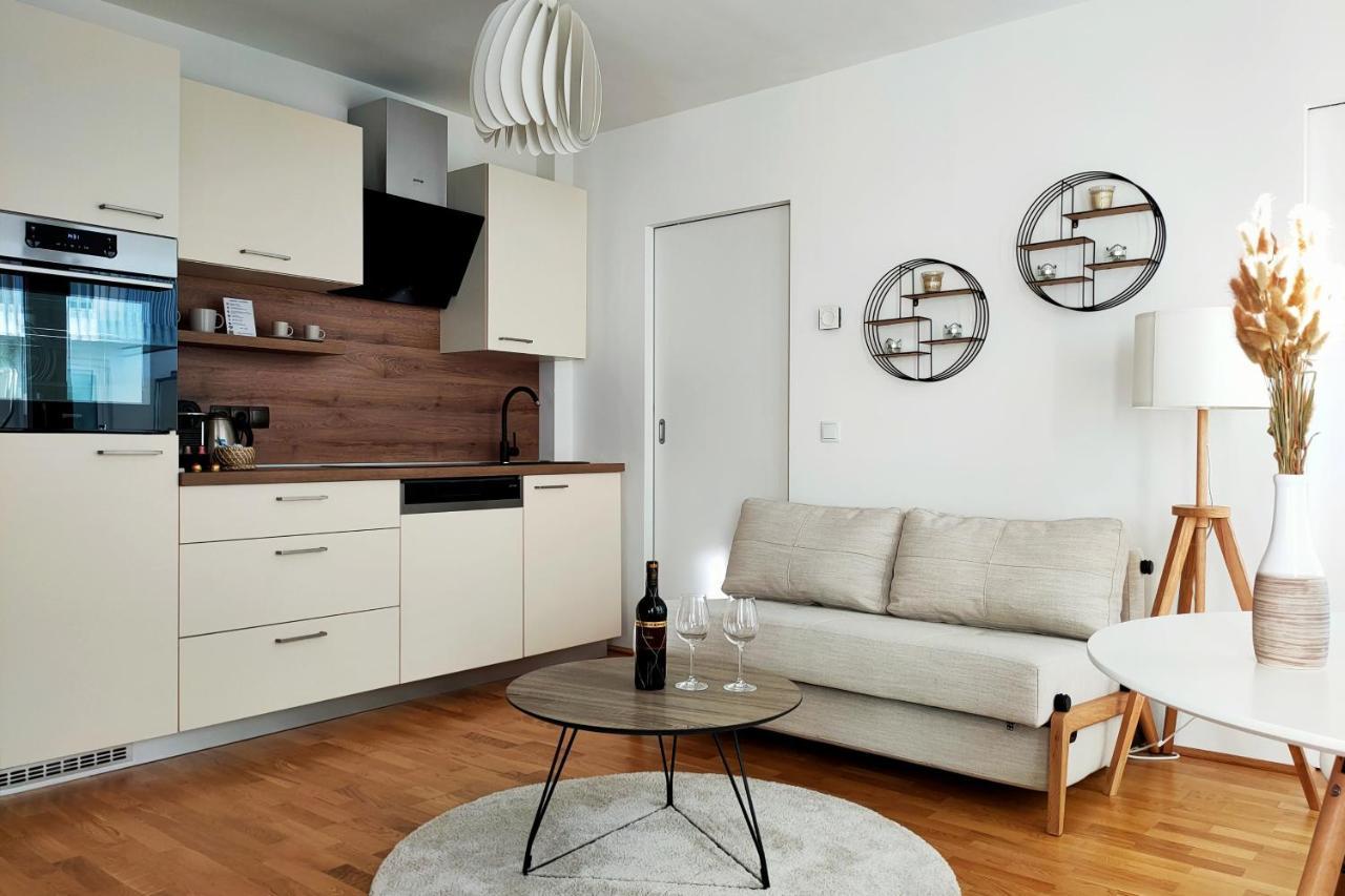 Luma Apartment Near Schoenbrunn With Parking Vienna Esterno foto